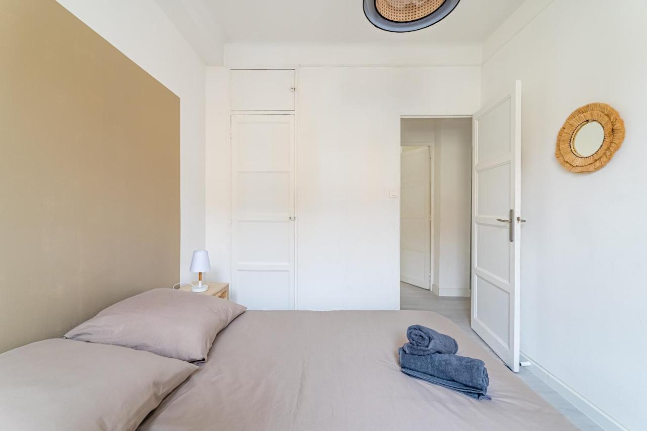 Apartment T3 En Rez-de-chaussee, Avec Velos, Plages Mourillon