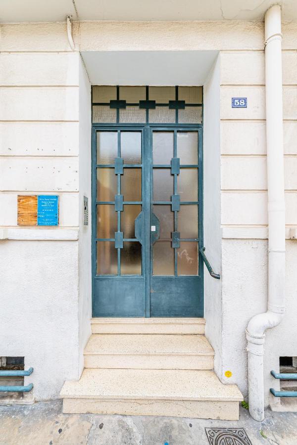 Apartment T3 En Rez-de-chaussee, Avec Velos, Plages Mourillon *
